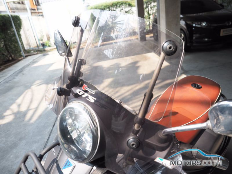 Secondhand VESPA GTS 150 (2016)