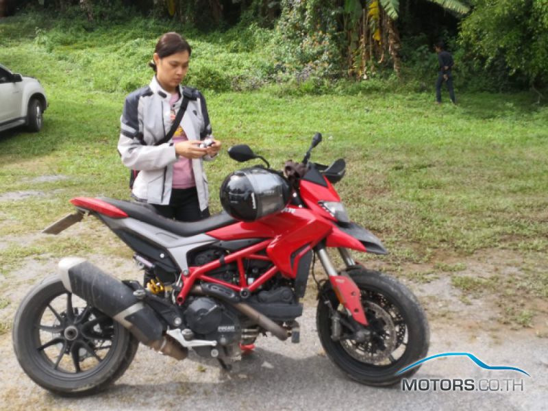 มอเตอร์ไซค์มือสอง, มอเตอร์ไซค์ ใหม่ DUCATI Hypermotard 821 (2017)