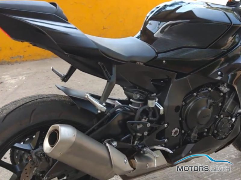 yamaha r1 2020 exhaust