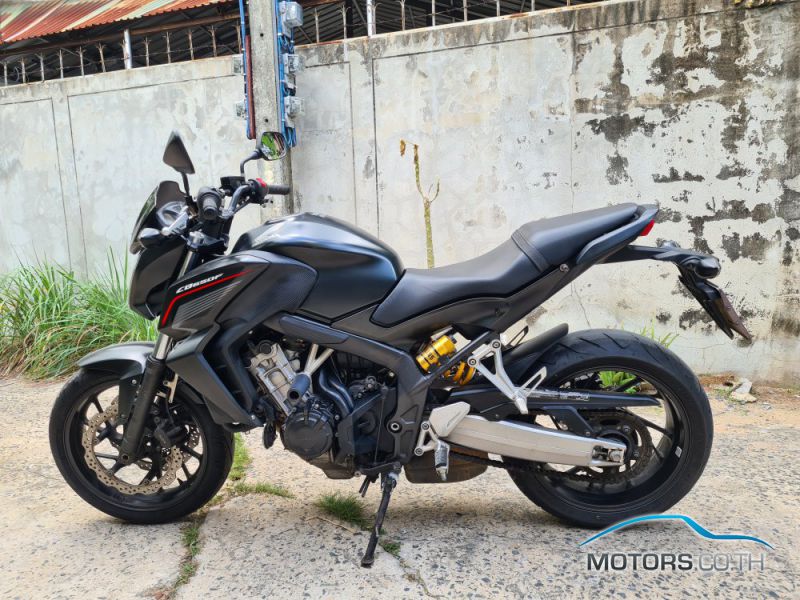 Secondhand HONDA CB650F (2013)