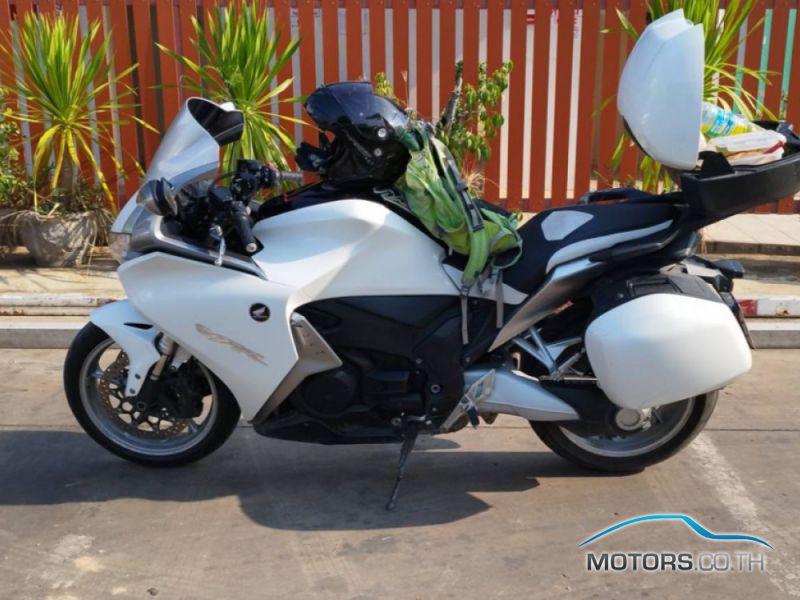 HONDA CBR1000 (2011) | Motors.co.th
