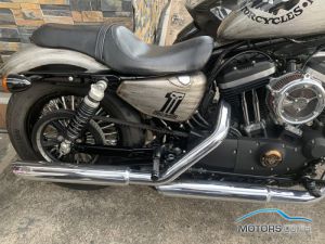 Secondhand HARLEY DAVIDSON Sportster 883 (2015)