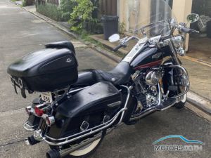 Secondhand HARLEY DAVIDSON Road King (2005)