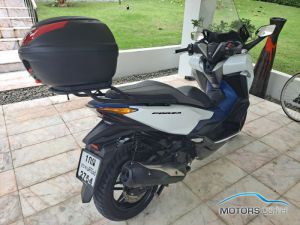 Secondhand HONDA Forza 300 (2019)