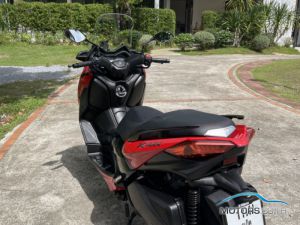 Secondhand YAMAHA XMAX (2022)