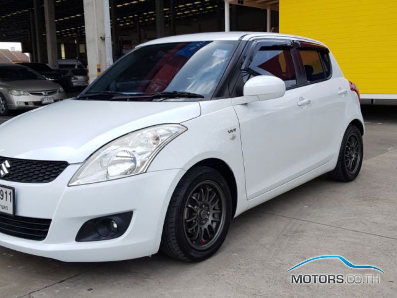 Secondhand SUZUKI SWIFT (2013)