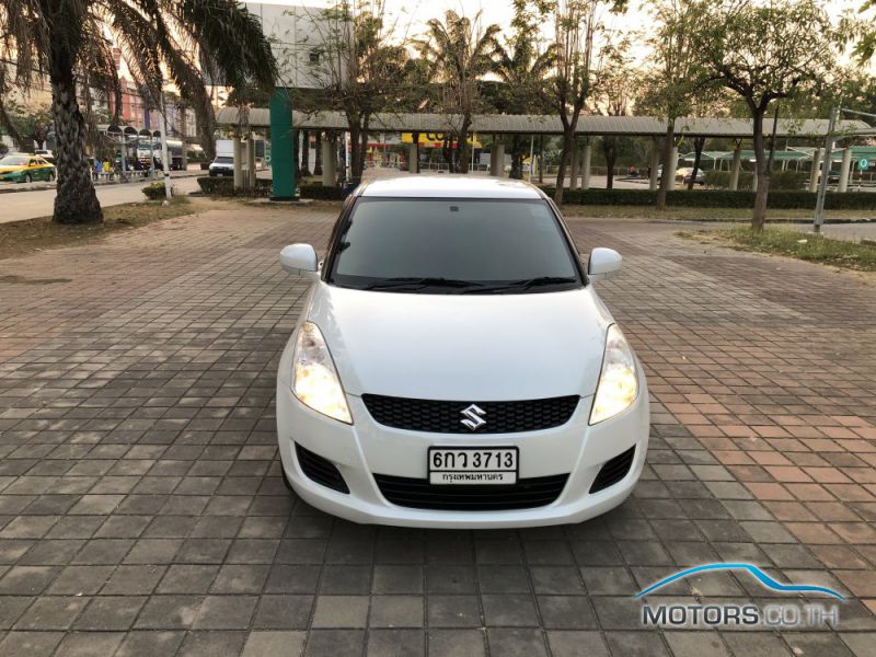 Secondhand SUZUKI SWIFT (2017)