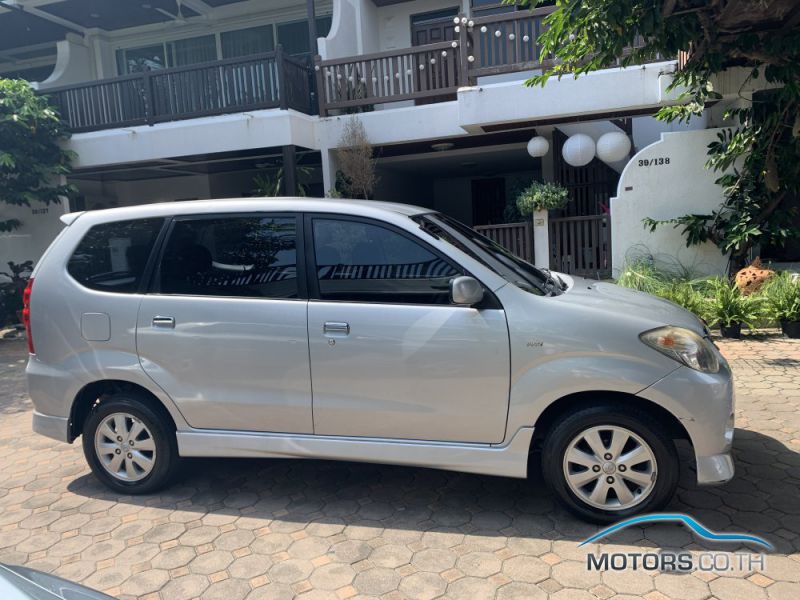 New, Used & Secondhand Cars TOYOTA AVANZA (2010)