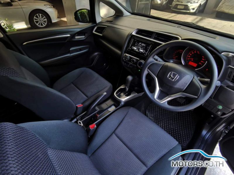 Secondhand HONDA JAZZ (2020)