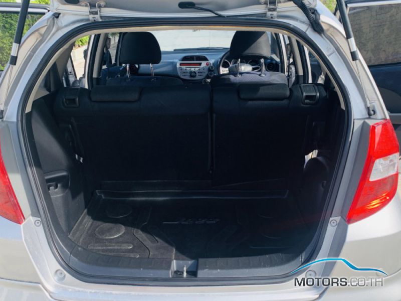 HONDA JAZZ (2013) รถใหม่, รถมือสอง HONDA JAZZ (2013)