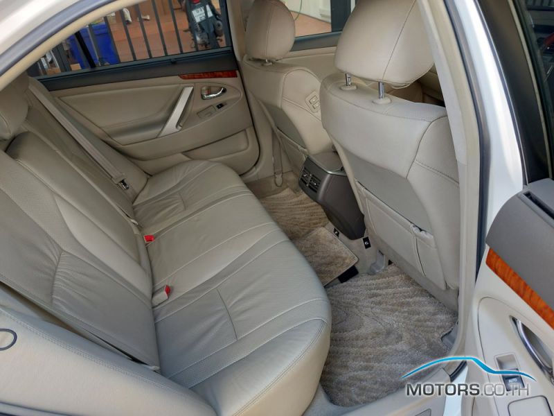 รถใหม่, รถมือสอง TOYOTA CAMRY (2010)