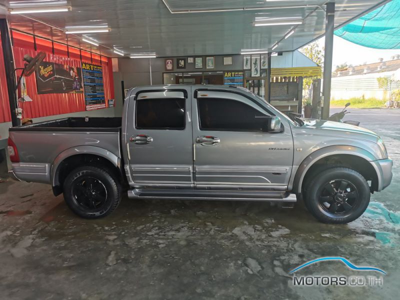 New, Used & Secondhand Cars ISUZU D-MAX (2005)