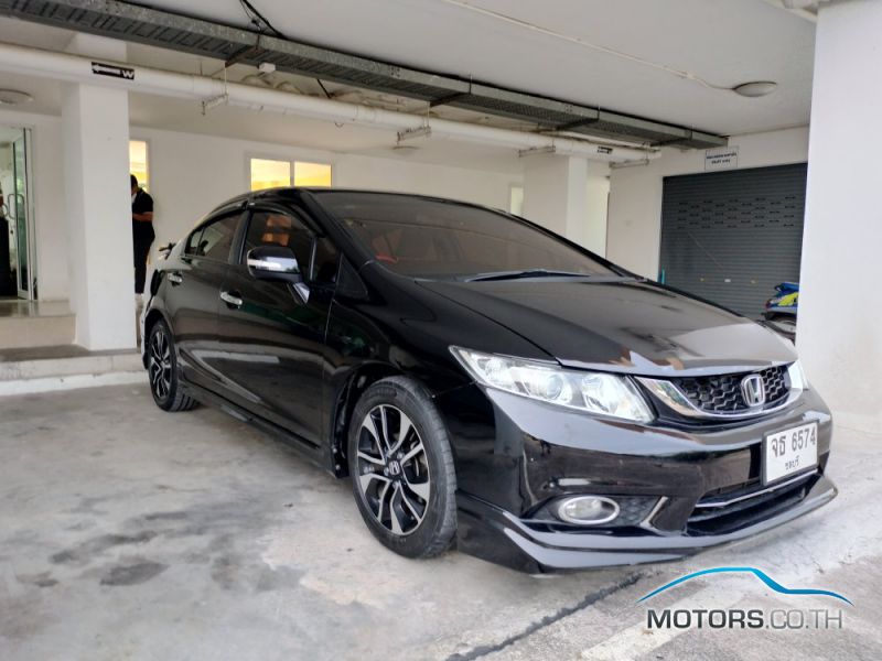 Secondhand HONDA CIVIC (2014)