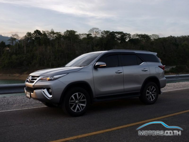 Secondhand TOYOTA FORTUNER (2016)