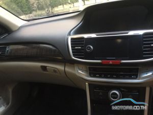 Secondhand HONDA ACCORD (2013)