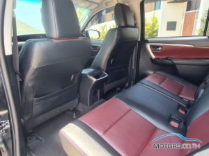 Secondhand TOYOTA 4RUNNER (2018)