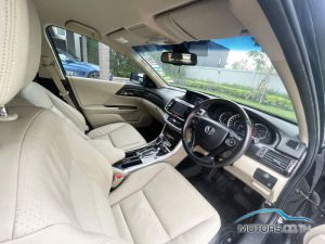 รถมือสอง, รถยนต์มือสอง HONDA ACCORD (2015)