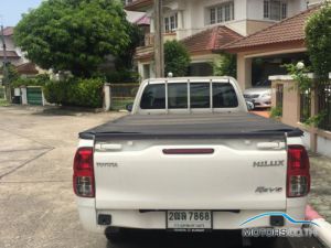 Secondhand TOYOTA HILUX REVO (2019)