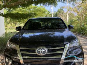 Secondhand TOYOTA FORTUNER (2016)