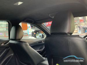 Secondhand MAZDA 3 (2015)