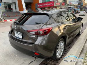 Secondhand MAZDA 3 (2015)