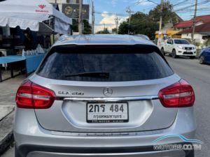 Secondhand MERCEDES-BENZ GLA200 (2016)