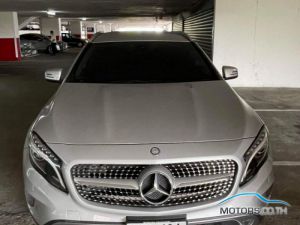 New, Used & Secondhand Cars MERCEDES-BENZ GLA200 (2016)