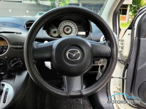 New, Used & Secondhand Cars MAZDA 2 (2010)