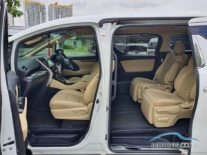 Secondhand TOYOTA VELLFIRE (2017)