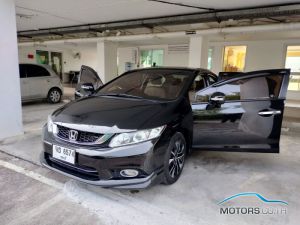 Secondhand HONDA CIVIC (2014)