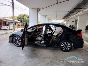 Secondhand HONDA CIVIC (2014)