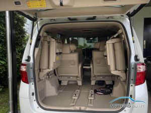 Secondhand TOYOTA ALPHARD (2013)