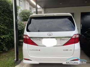 Secondhand TOYOTA ALPHARD (2013)