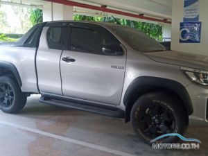 Secondhand TOYOTA HILUX REVO (2019)