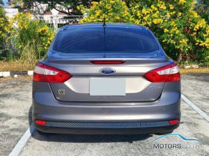 Secondhand FORD FOCUS (2013)